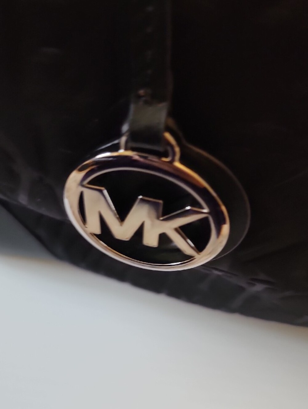 Michael Kors Black Monogram Tote with Wristlet Pouch. 14×13×5 - Picture 4 of 13